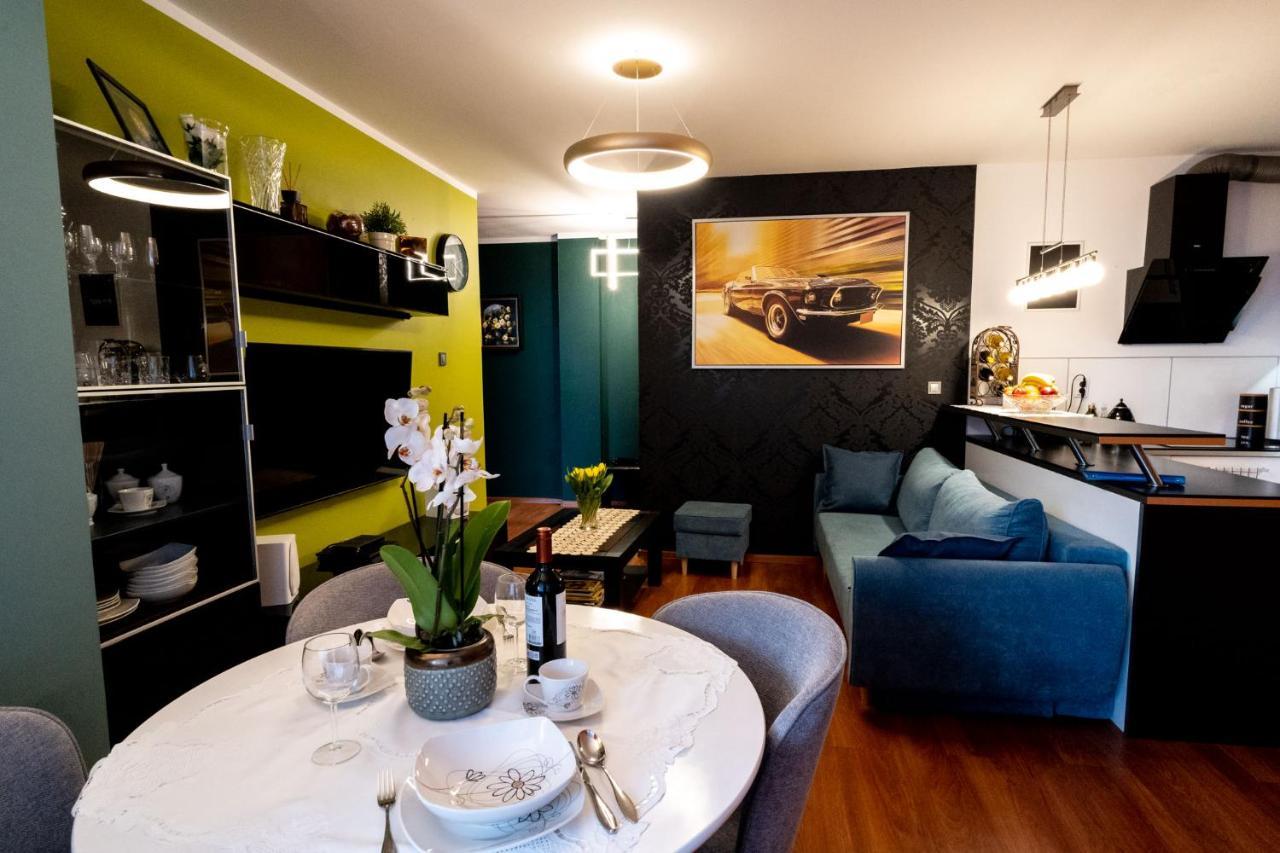 Torre Verona Apartment - 70M2, Terrace, Garage Kraków Exteriör bild