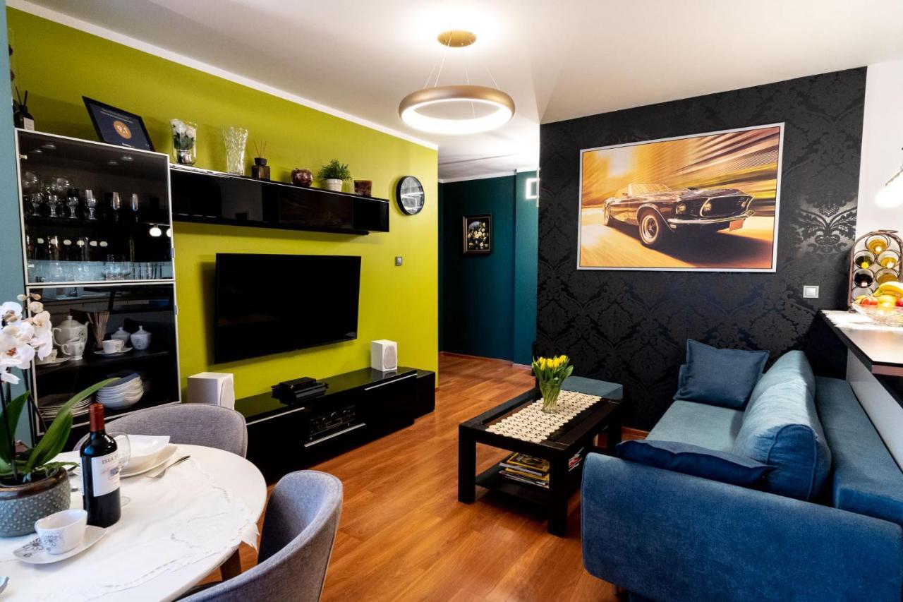 Torre Verona Apartment - 70M2, Terrace, Garage Kraków Exteriör bild