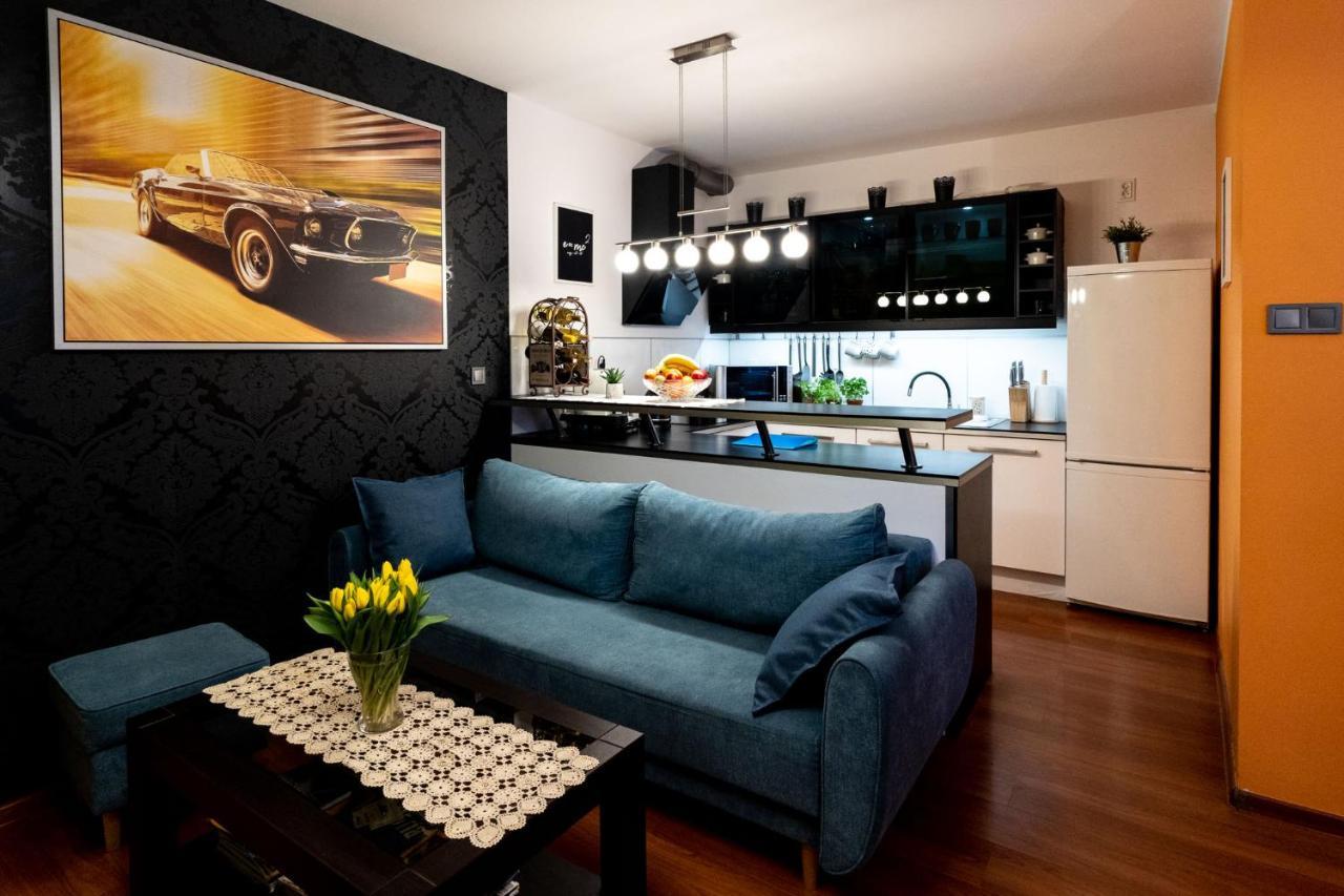 Torre Verona Apartment - 70M2, Terrace, Garage Kraków Exteriör bild