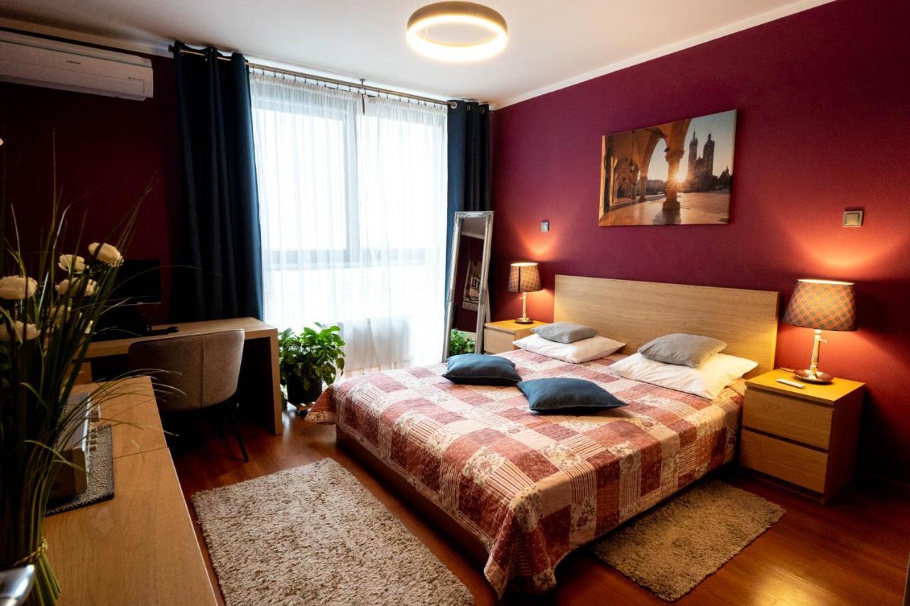 Torre Verona Apartment - 70M2, Terrace, Garage Kraków Exteriör bild