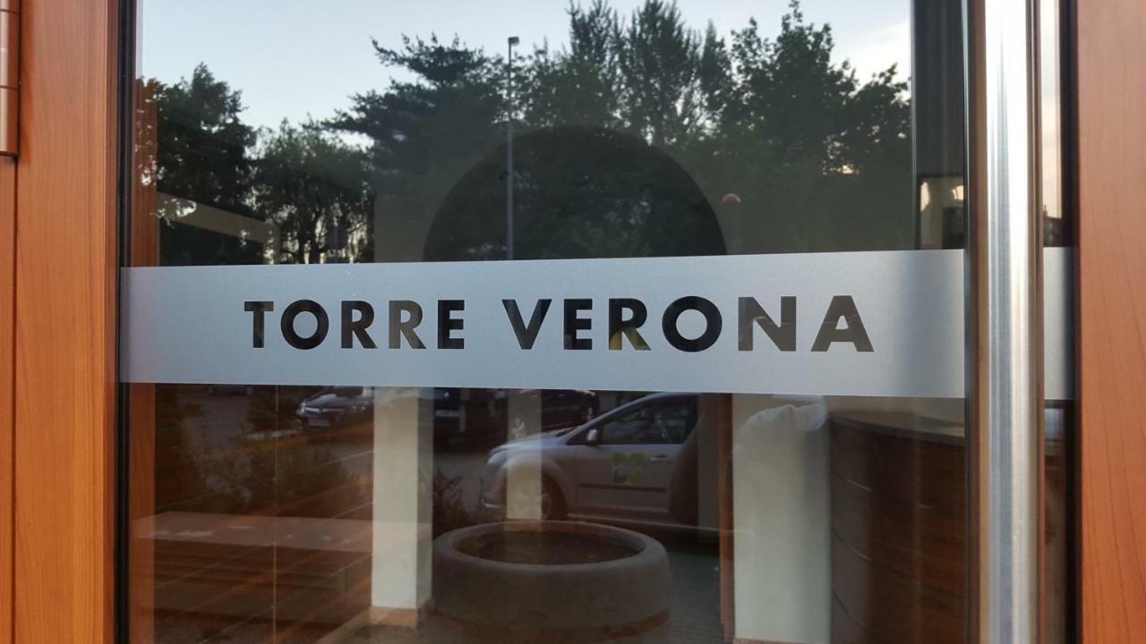 Torre Verona Apartment - 70M2, Terrace, Garage Kraków Exteriör bild