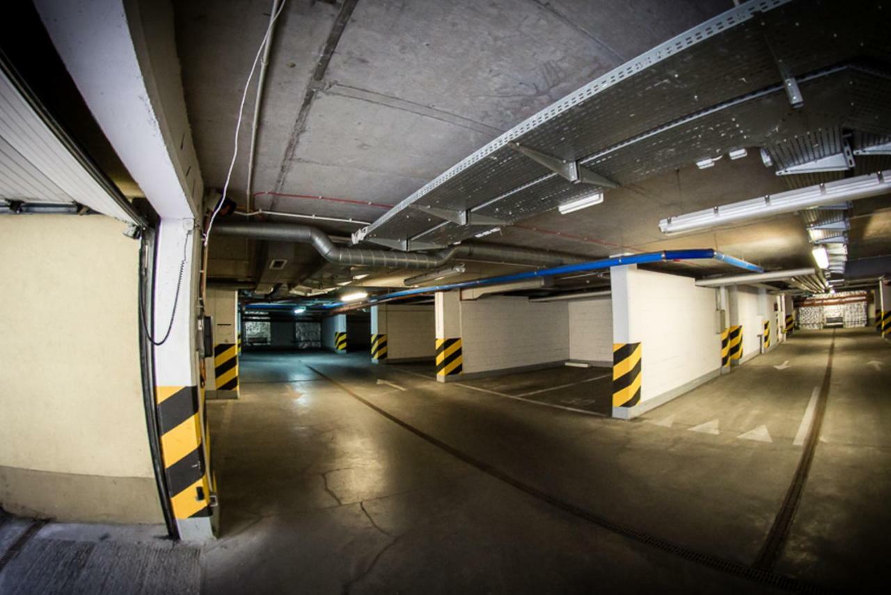 Torre Verona Apartment - 70M2, Terrace, Garage Kraków Exteriör bild